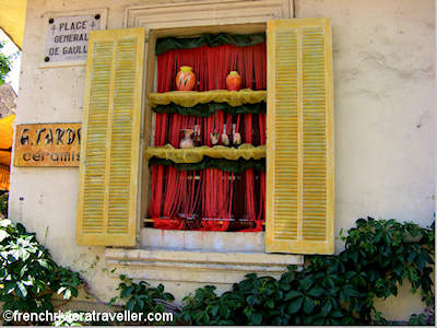 Biot window