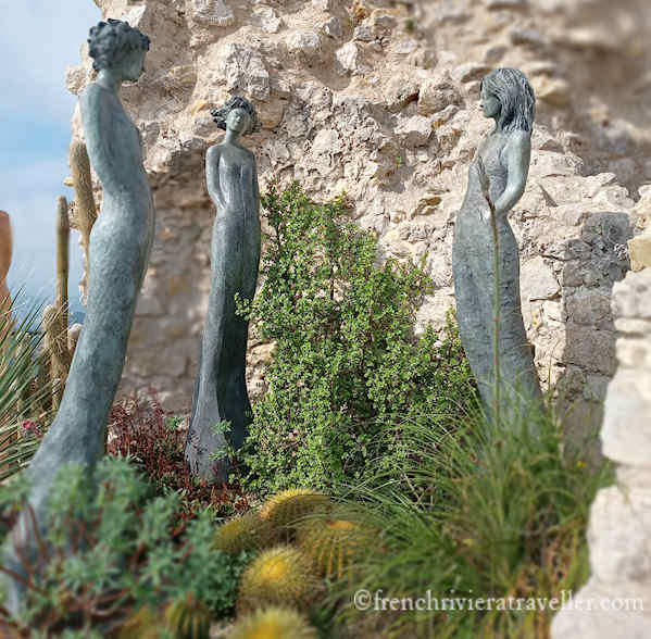 Sculptures of women in Jardin Exotique, Eze
