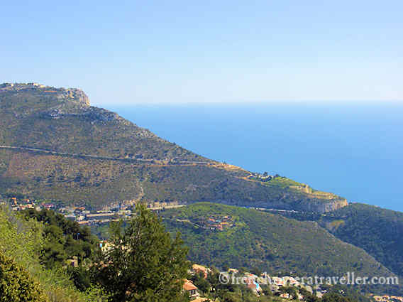 View from moyenne corniche