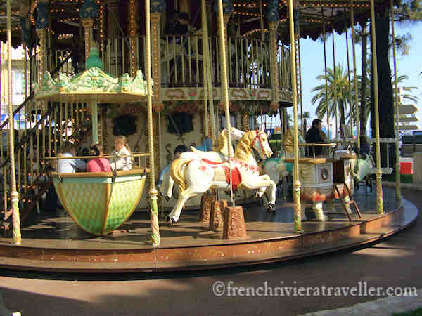 Carousel, Nice