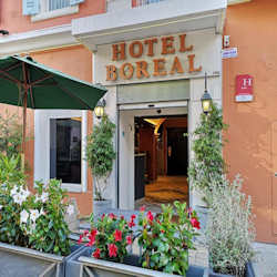 Hotel Boreal entrance