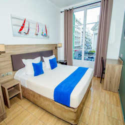 Hotel Parisian double room
