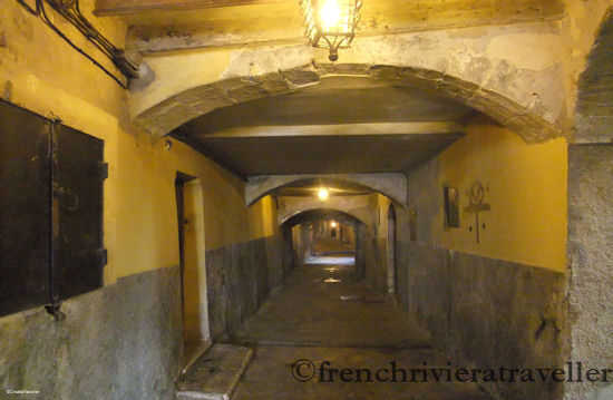 Rue Obscue, Villefranche
